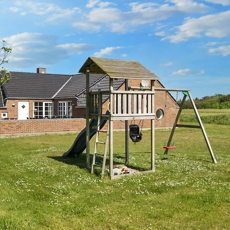 Holiday Lovsangervej Norby (Ringkobing-Skjern)